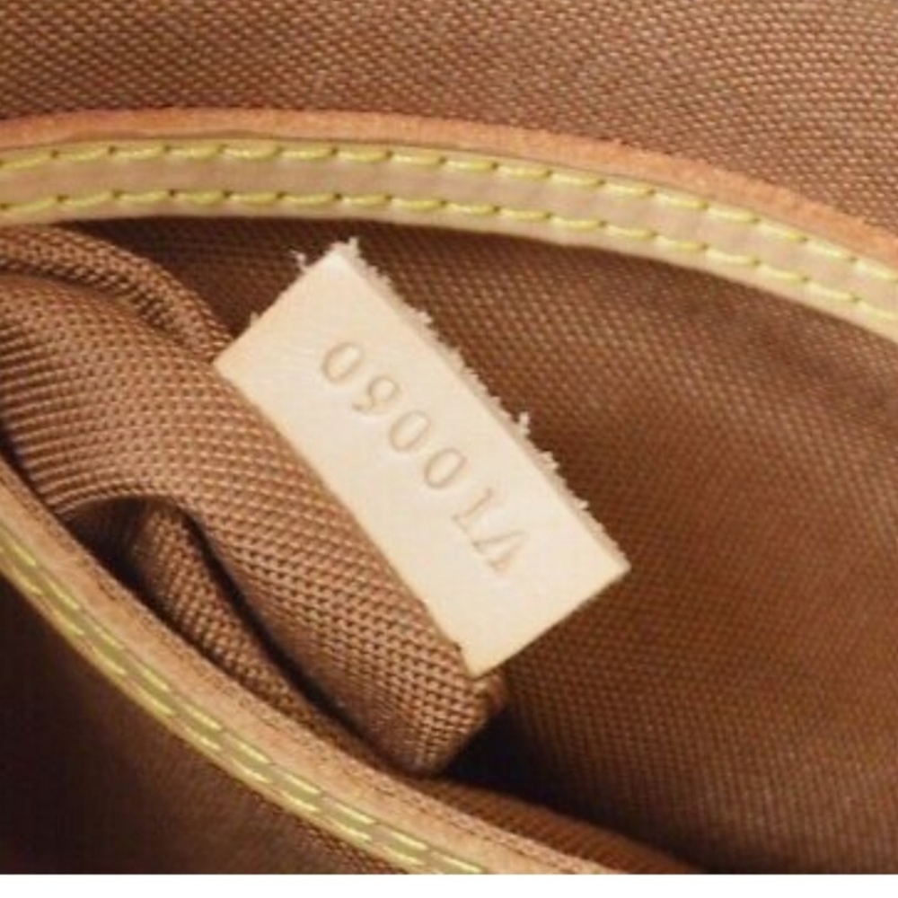 Louis vuitton Alma PM in Monogram canvas - Picture 10 of 10